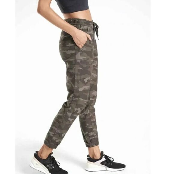 Athleta Farallon Camo Jogger - Picture 3 of 14